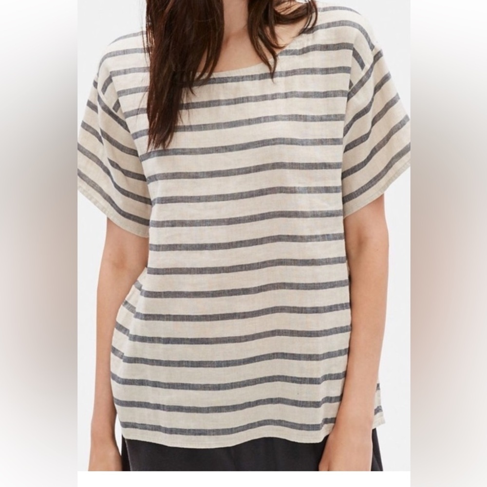 Eileen Fisher women’s relaxed fit pullover blouse top size M.
